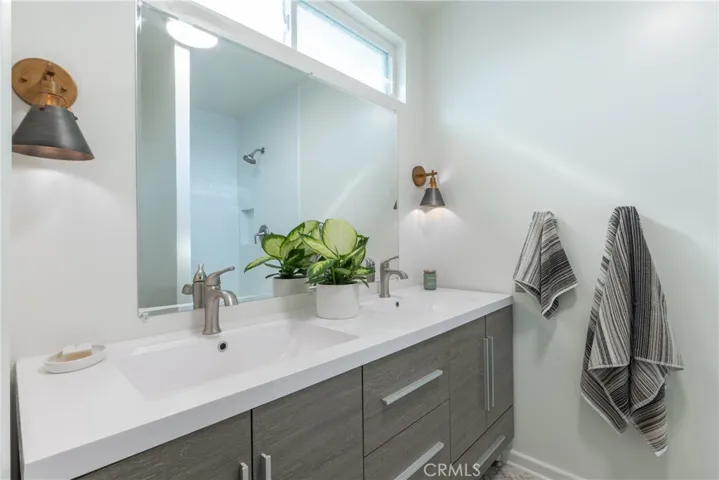 Remodeled en-suite bath