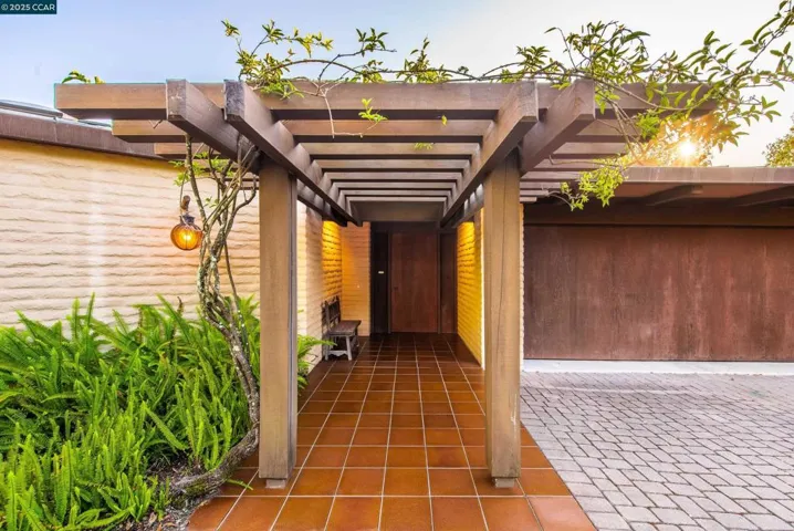 1275 Panorama Drive, Lafayette, California 94549