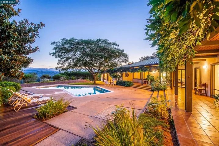 1275 Panorama Drive, Lafayette, California 94549