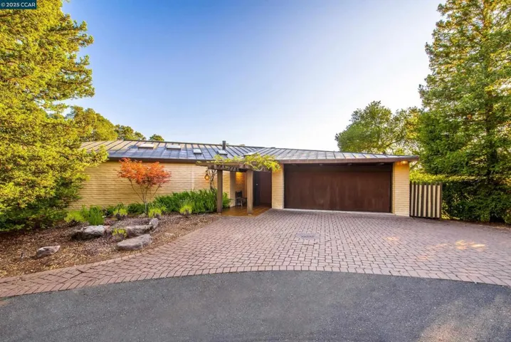1275 Panorama Drive, Lafayette, California 94549