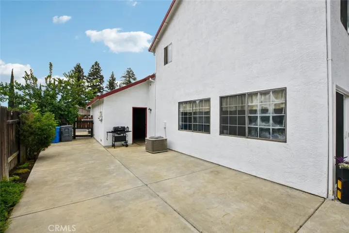 989 Northgate Drive, Yuba City, California 95991