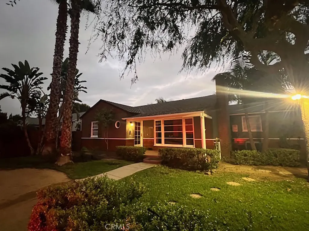 5744 Stansbury, Sherman Oaks, California 91401 home-pic-0