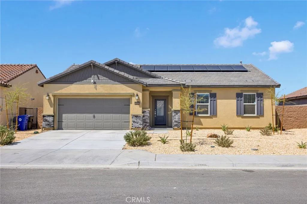 12332 Gold Dust Way, Victorville, California 92392 home-pic-0