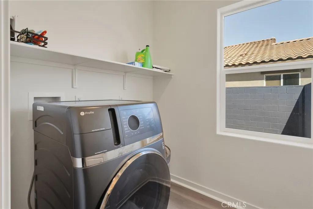 12332 Gold Dust Way, Victorville, California 92392 home-pic-19