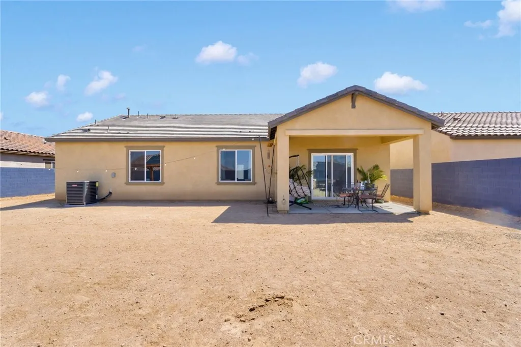 12332 Gold Dust Way, Victorville, California 92392 home-pic-32