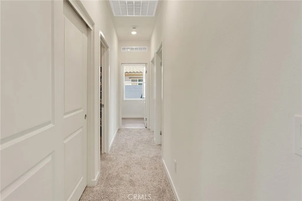 12332 Gold Dust Way, Victorville, California 92392 home-pic-14