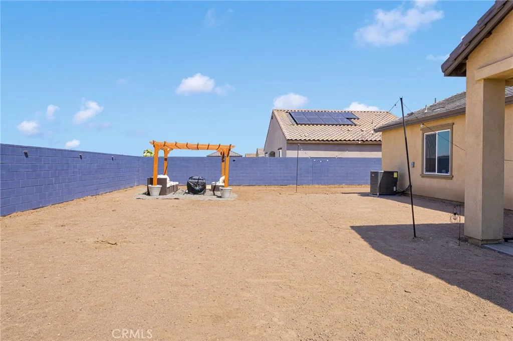 12332 Gold Dust Way, Victorville, California 92392 home-pic-29