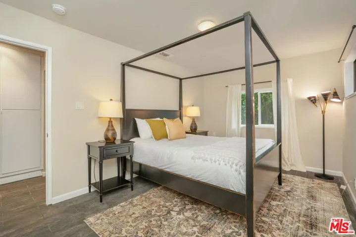 12952 Greenleaf Street, Studio City, California 91604