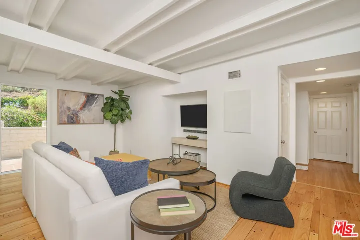 12952 Greenleaf Street, Studio City, California 91604