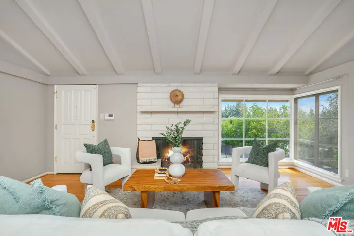 12952 Greenleaf Street, Studio City, California 91604