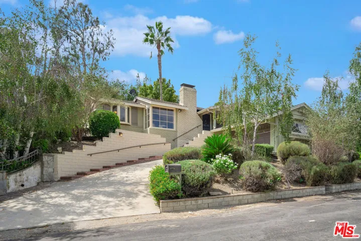 12952 Greenleaf Street, Studio City, California 91604