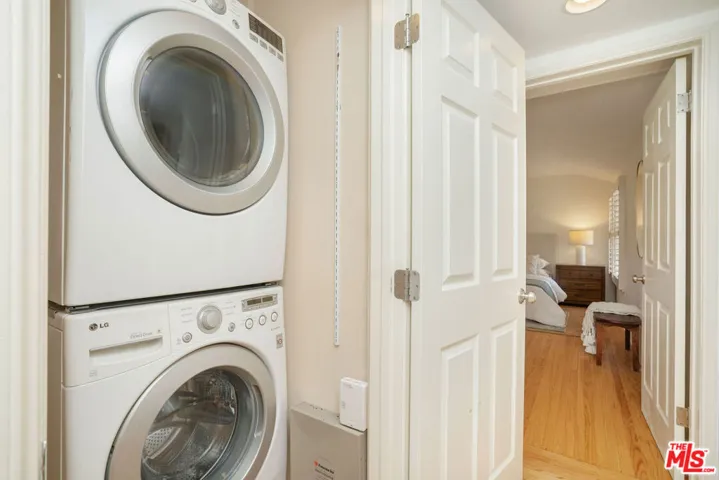 12952 Greenleaf Street, Studio City, California 91604