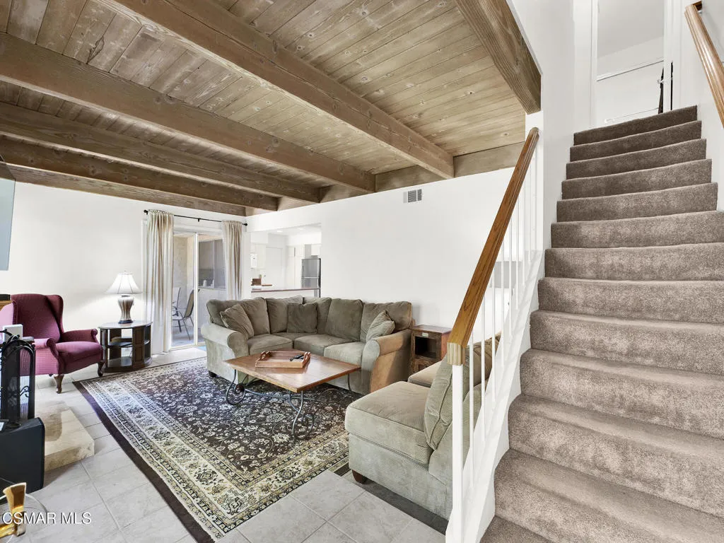 2965 Dogwood Circle, Thousand Oaks, California 91360 home-pic-2
