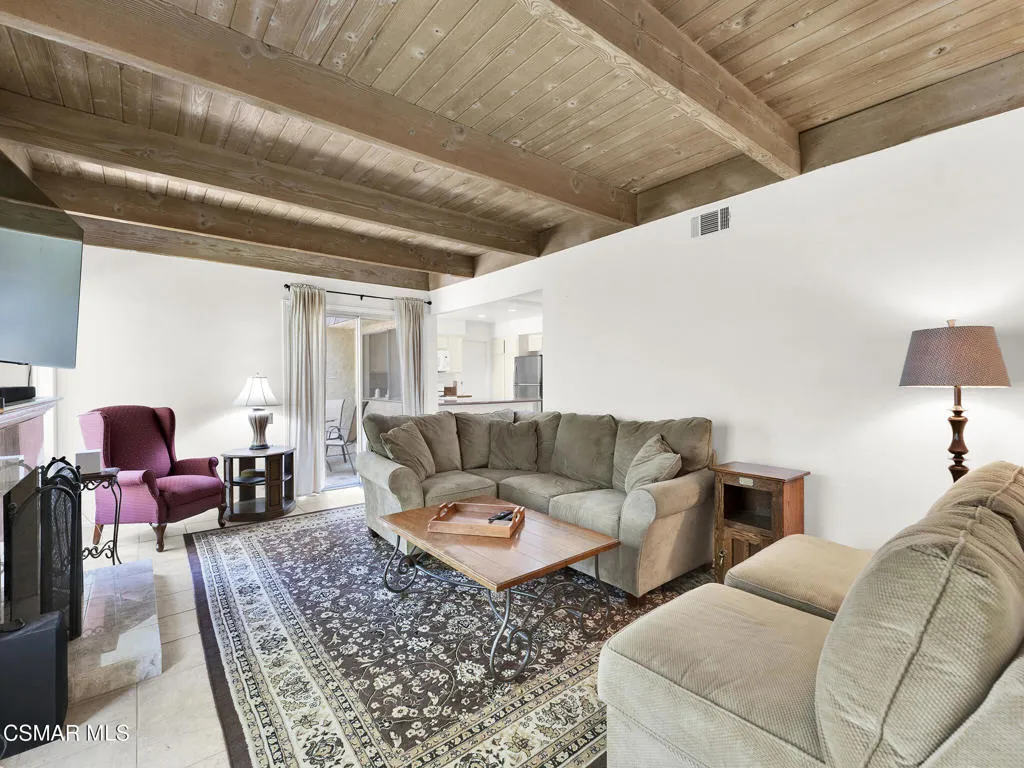 2965 Dogwood Circle, Thousand Oaks, California 91360 home-pic-3