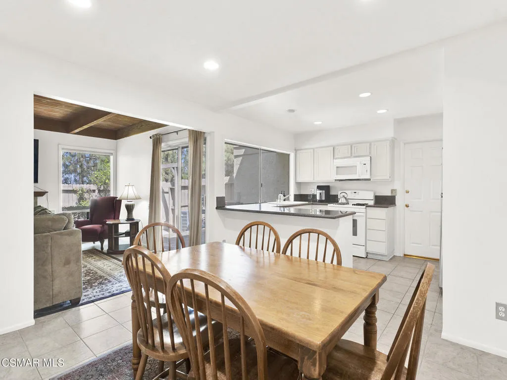 2965 Dogwood Circle, Thousand Oaks, California 91360 home-pic-8