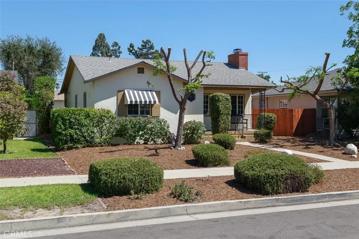 1010 N Sunset Avenue, Azusa, California 91702