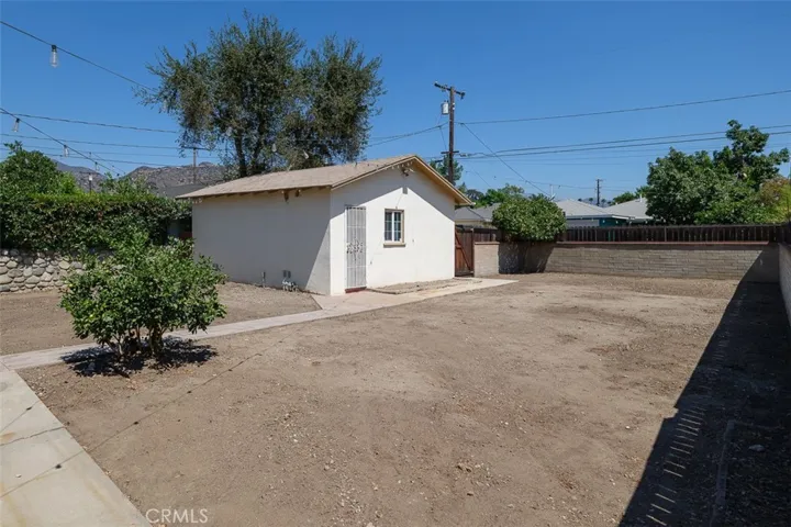 1010 N Sunset Avenue, Azusa, California 91702