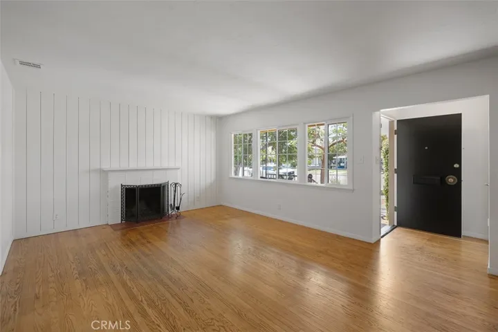 1010 N Sunset Avenue, Azusa, California 91702