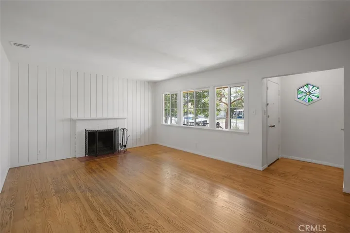1010 N Sunset Avenue, Azusa, California 91702