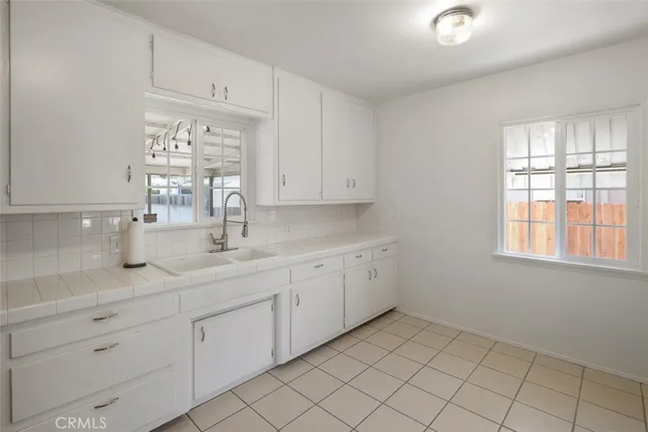 1010 N Sunset Avenue, Azusa, California 91702