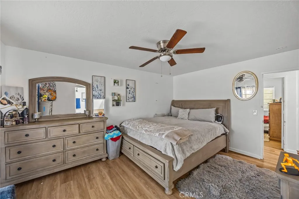 21928 Isatis Avenue, Apple Valley, California 92307 home-pic-20