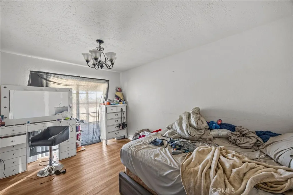 21928 Isatis Avenue, Apple Valley, California 92307 home-pic-18