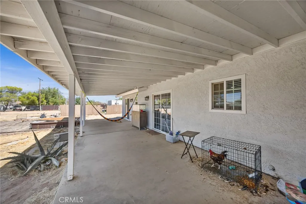 21928 Isatis Avenue, Apple Valley, California 92307 home-pic-26
