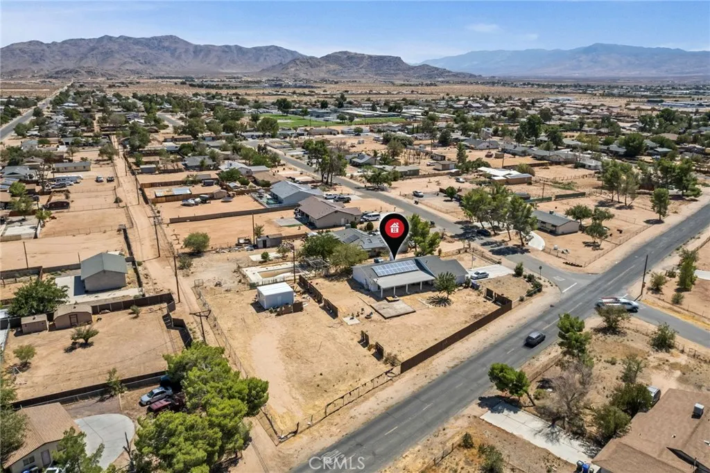 21928 Isatis Avenue, Apple Valley, California 92307 home-pic-40