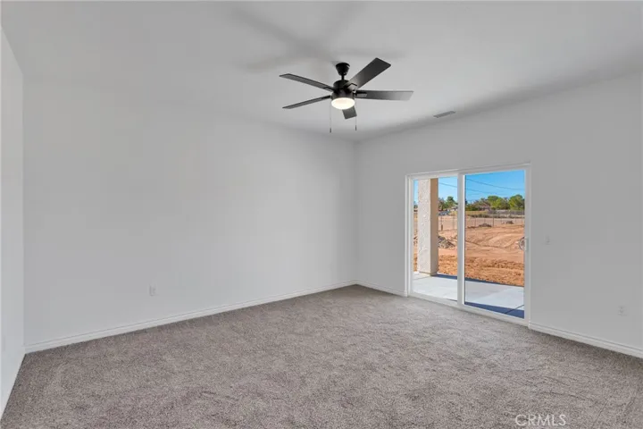 21235 Pine Ridge Avenue, Apple Valley, California 92307