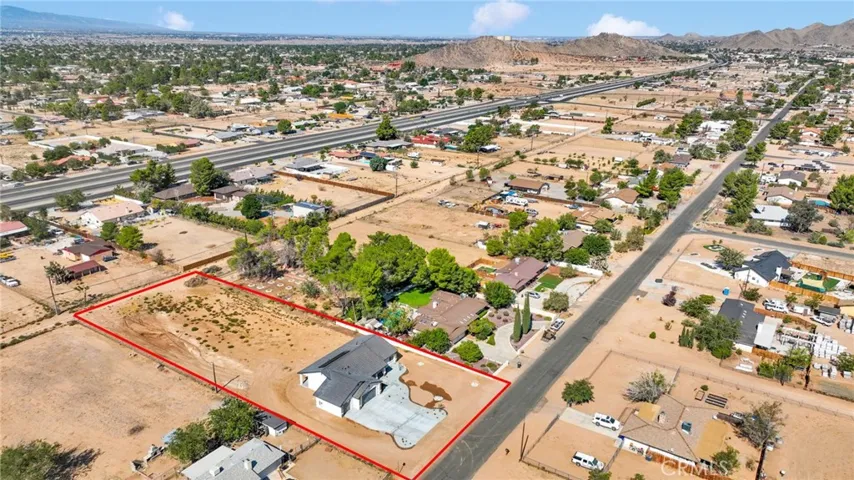 21235 Pine Ridge Avenue, Apple Valley, California 92307