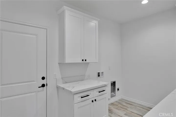 21235 Pine Ridge Avenue, Apple Valley, California 92307
