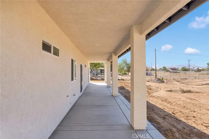 21235 Pine Ridge Avenue, Apple Valley, California 92307