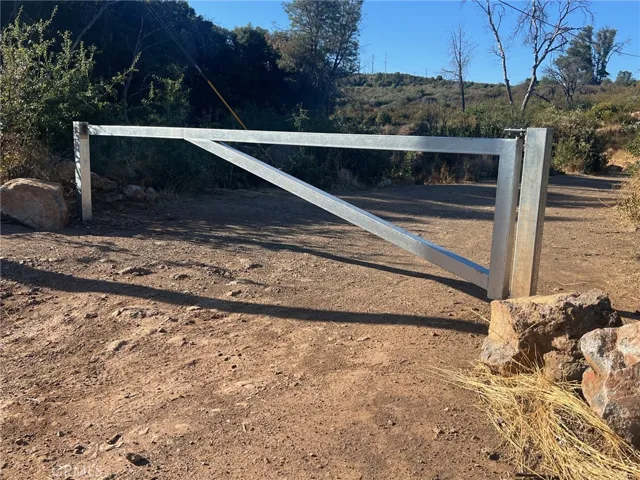 Gate on Wilkinson Ave