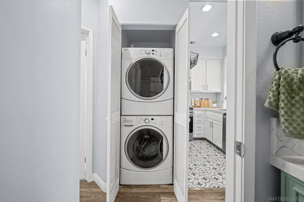 , Carlsbad, California 92009 home-pic-14