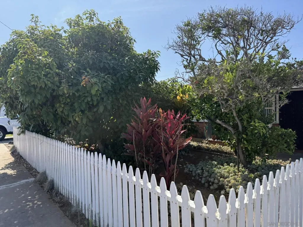 743 Iris Ave, Imperial Beach, California 91932 home-pic-7