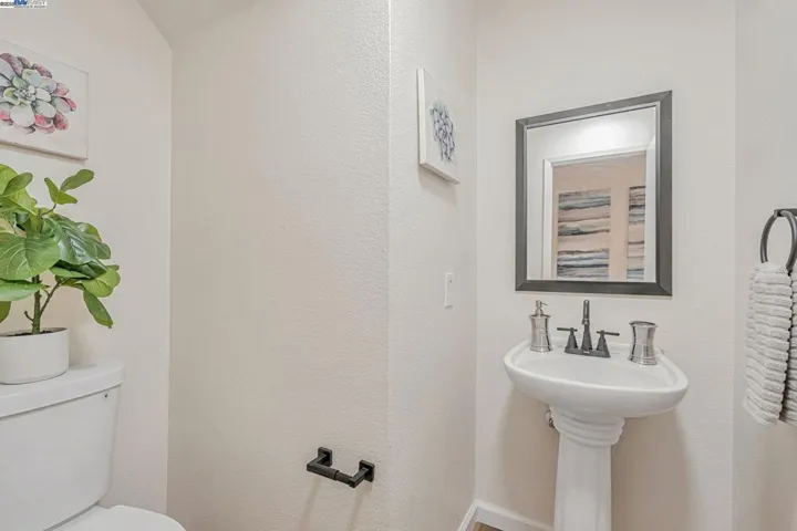 215 Ruby Ave., Richmond, California 94801