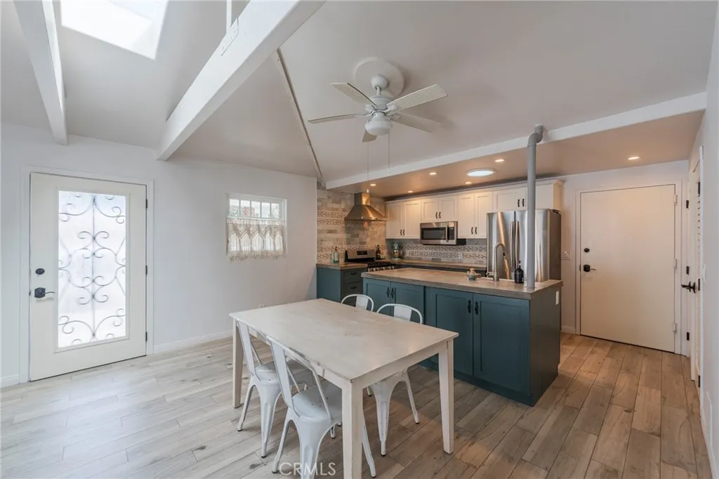 402 Indianapolis Avenue, Huntington Beach, California 92648 home-pic-10