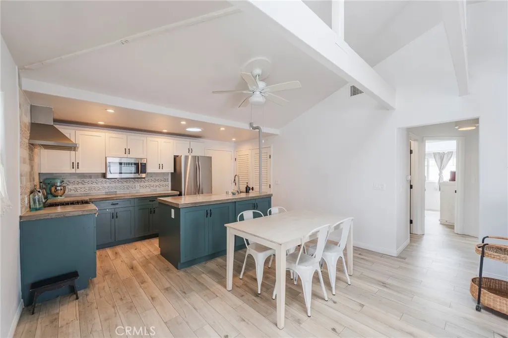 402 Indianapolis Avenue, Huntington Beach, California 92648 home-pic-9