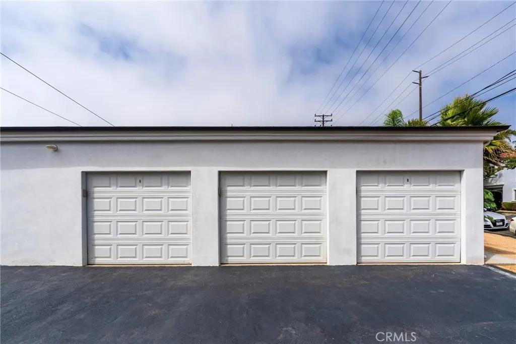402 Indianapolis Avenue, Huntington Beach, California 92648 home-pic-42