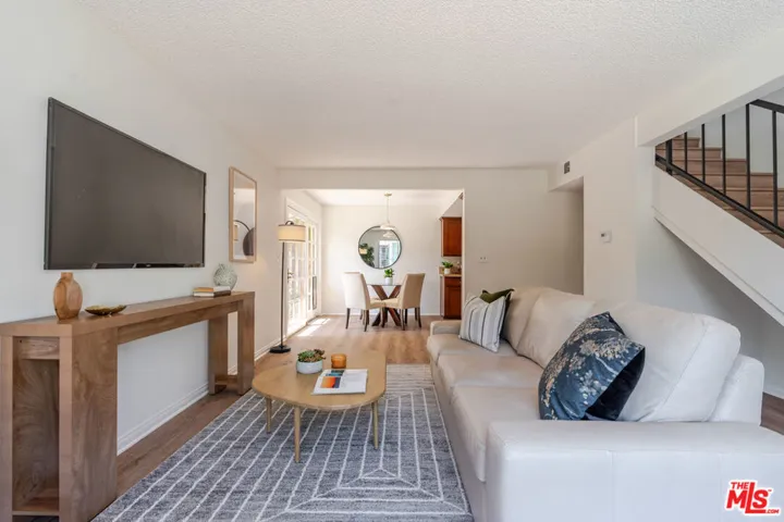 2404 Gates Avenue 5, Redondo Beach, California 90278
