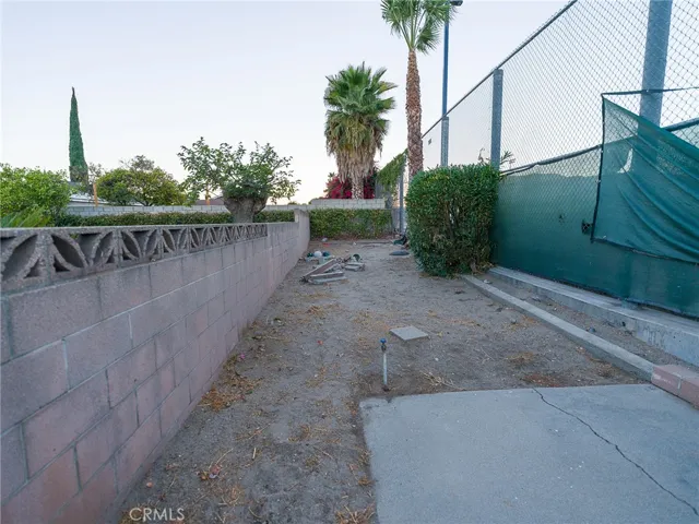 18464 Banyon Avenue, Rialto, California 92377