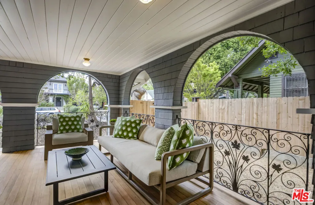 1926 N Wilton Place, Los Angeles, California 90068 home-pic-9