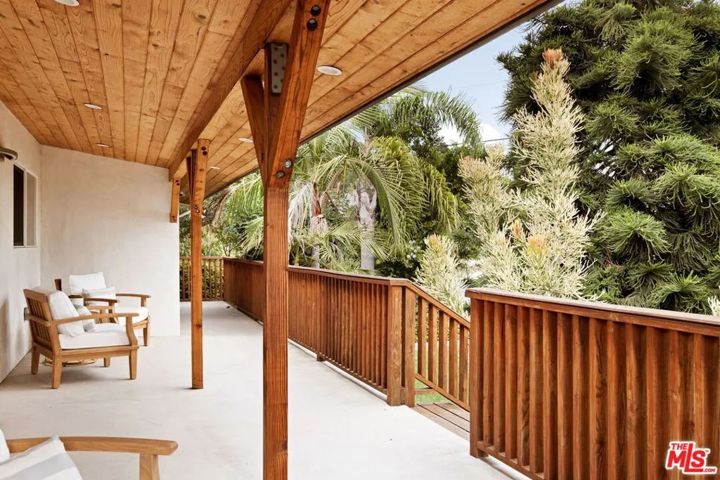 3019 Surry Street, Los Angeles, California 90027 home-pic-34