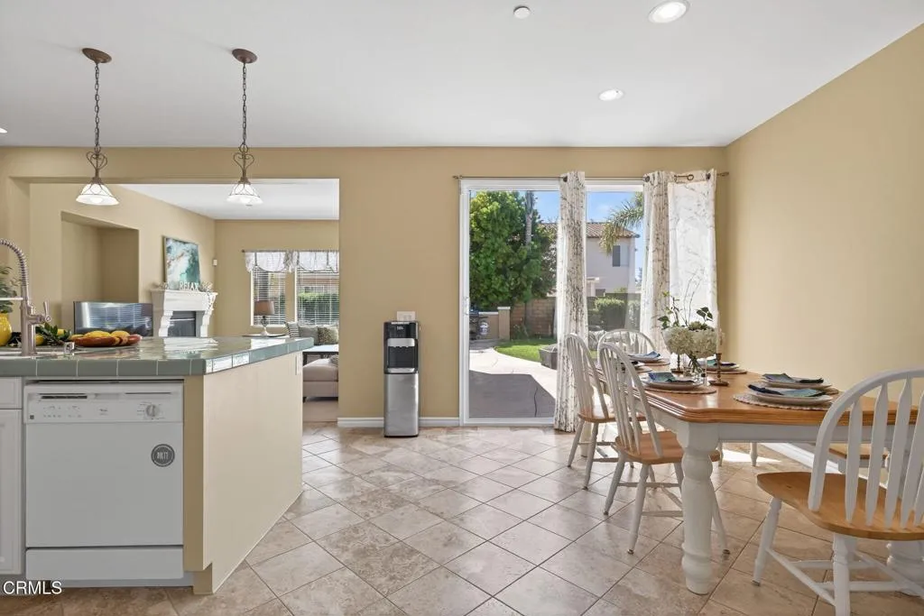 3680 Dry Creek Lane, Oxnard, California 93036 home-pic-13