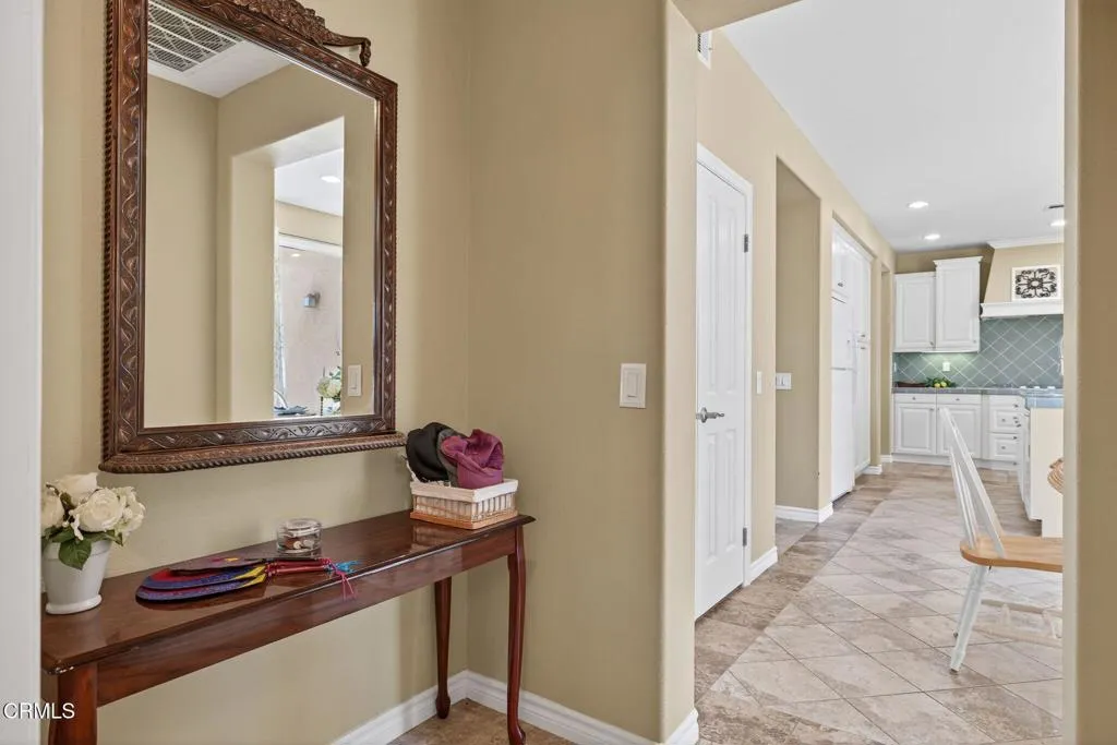 3680 Dry Creek Lane, Oxnard, California 93036 home-pic-27