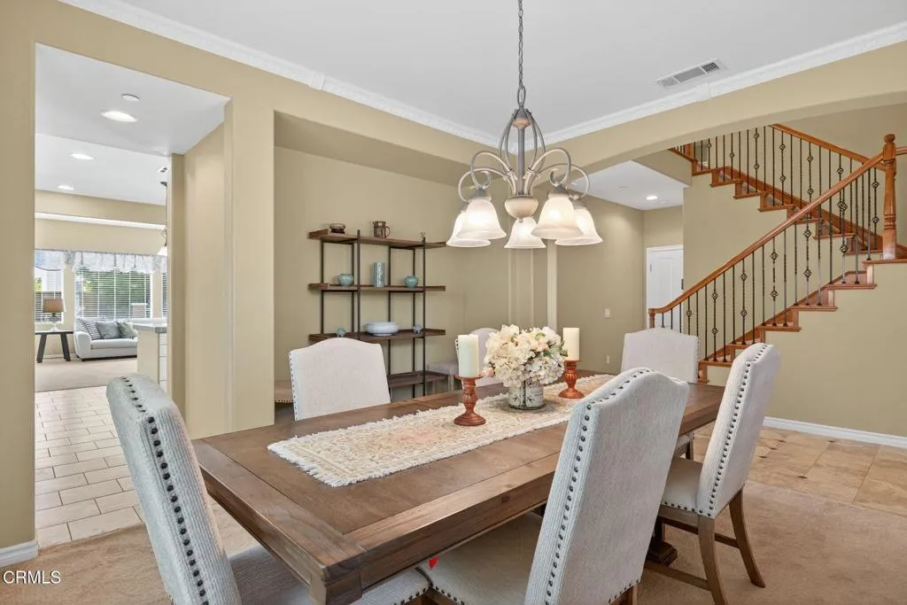 3680 Dry Creek Lane, Oxnard, California 93036 home-pic-12