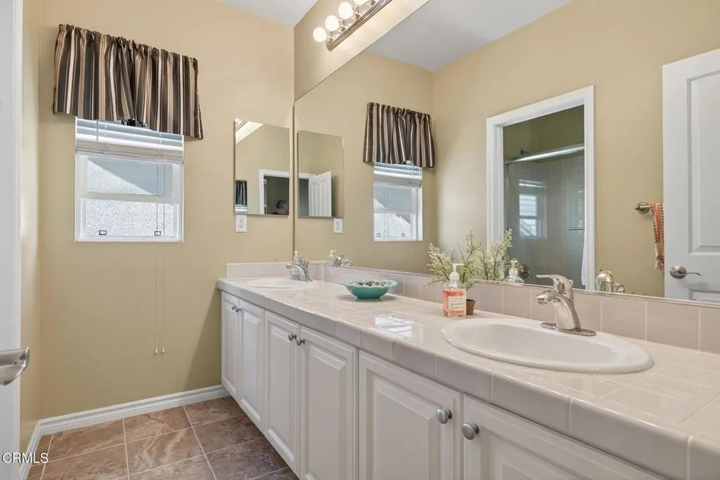 3680 Dry Creek Lane, Oxnard, California 93036 home-pic-42