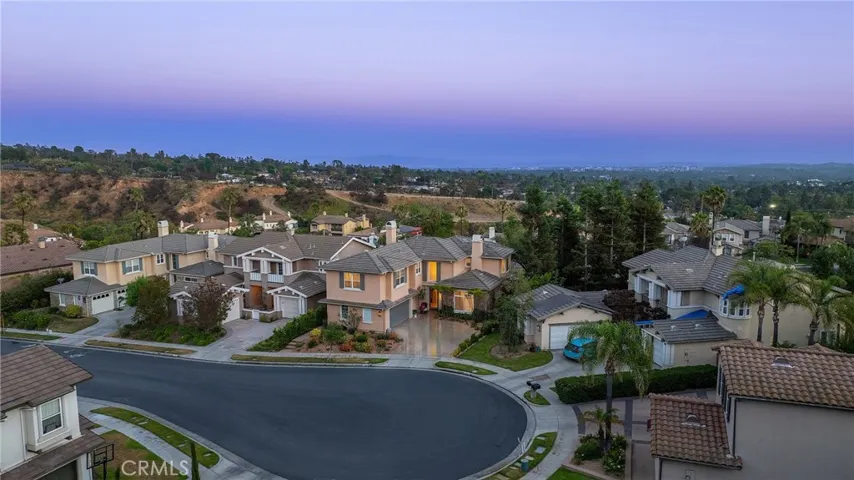 632 Hartwell Court, Altadena, California 91001, 5 Bedrooms Bedrooms, ,5 BathroomsBathrooms,Residential,For Sale,Hartwell,WS25215901