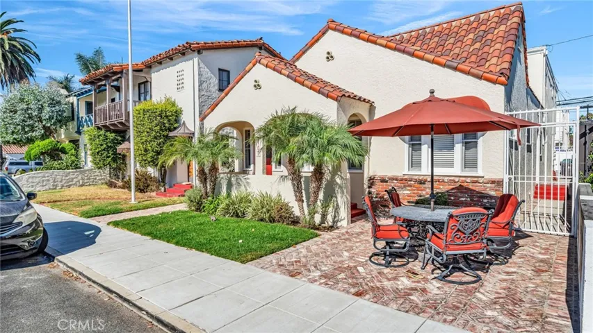 107 Prospect Avenue, Long Beach, California 90803