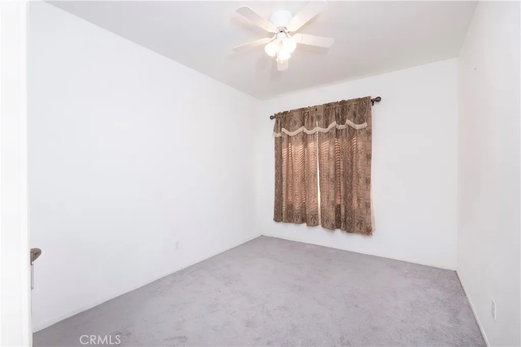 29100 Blue Spruce Circle, Menifee, California 92584 home-pic-20